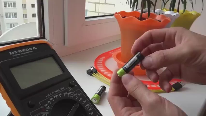 Acumulator cu Micro-USB