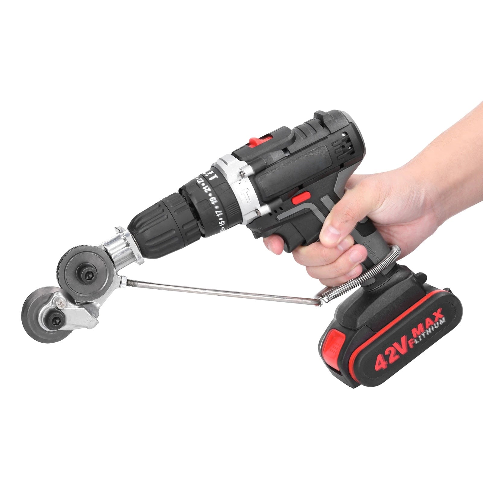 Adaptor pentru bormasina de taiat tabla si materiale fieroase